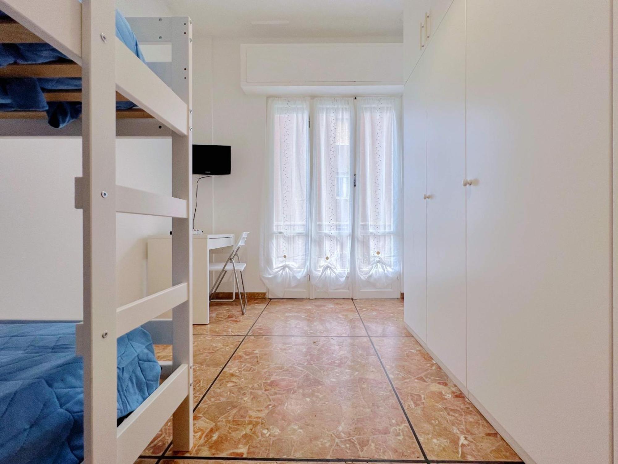 Ampio Appartamento Con Vista Варацце Экстерьер фото